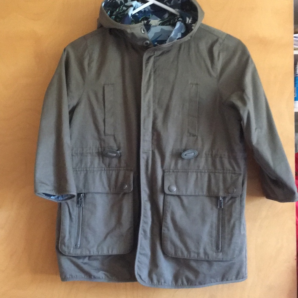 Stella McCartney double sided/ reversible kids rain jacket, size 6